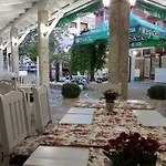 Fantasy Отель 2*